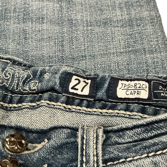 Miss Me Light Washed Distressed Signature Capri Jeans Size 27 - Picture 6 of 10